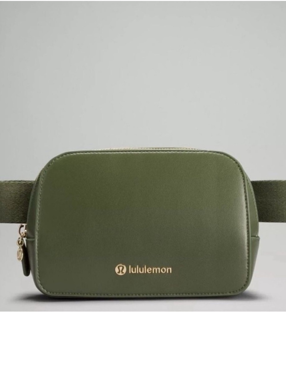 Lululemon Everywhere Belt Bag in Barracks green
